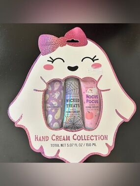 Simple Pleasures Halloween Hand Cream Collection Set of 3 NWT